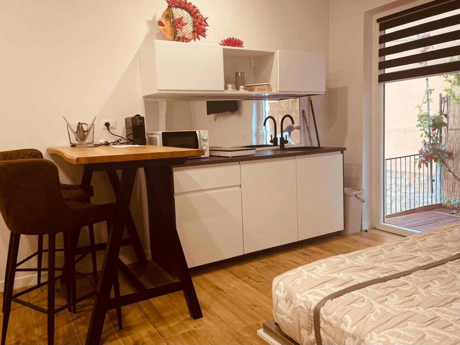 Casa Vacanze Ibiscus Портовенере Экстерьер фото